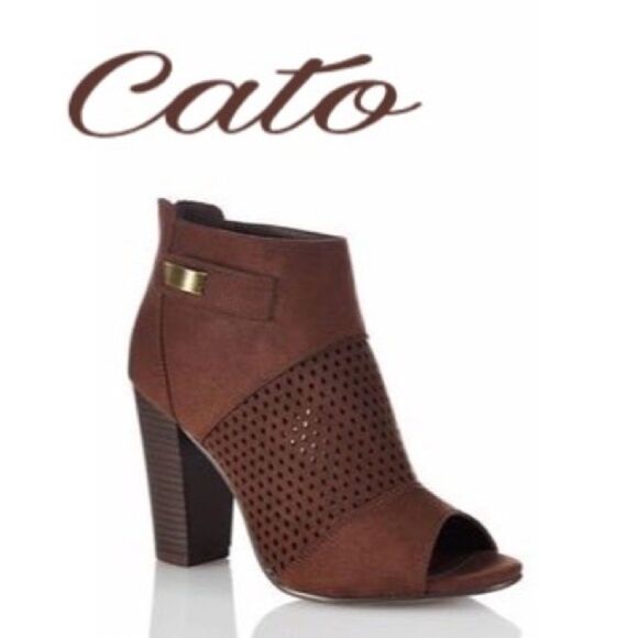 ✨Cato Brown Peep Toe Booties✨ - Picture 1 of 3